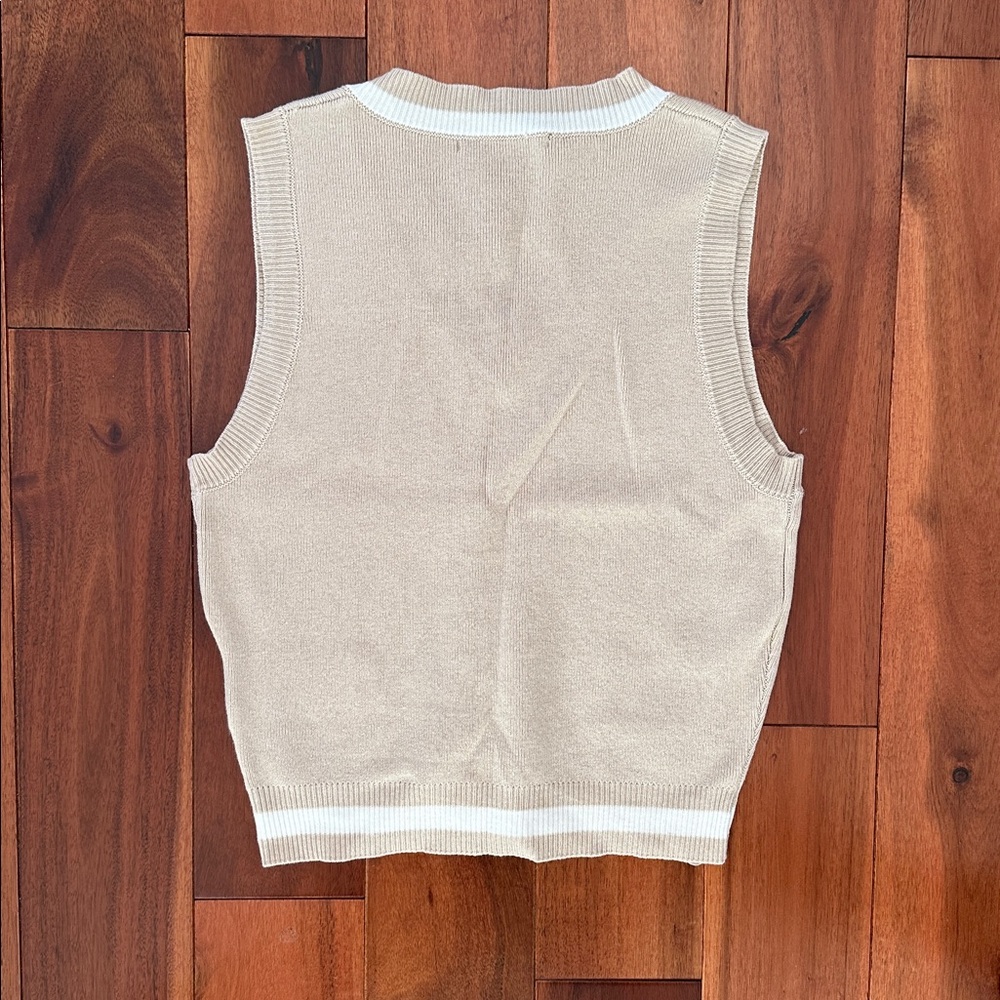 Knit Sleeveless Top and Skirt Set - Picture 6 of 8